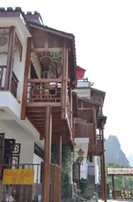 фото отеля Yangshuo Phoenix Pagoda Fonglou Retreat