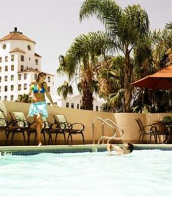 фото отеля Renaissance Long Beach Hotel