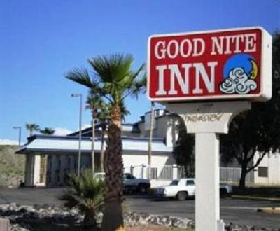фото отеля Goodnite Inn & Suites