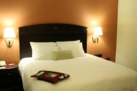 фото отеля Hampton Inn Somerset (New Jersey)