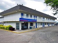 Motel 6 Topeka Northwest