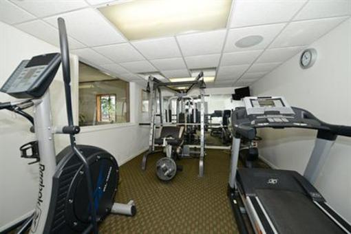 фото отеля Americas Best Value Inn Petoskey