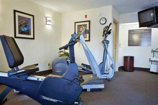 фото отеля Clarion Inn Cleveland