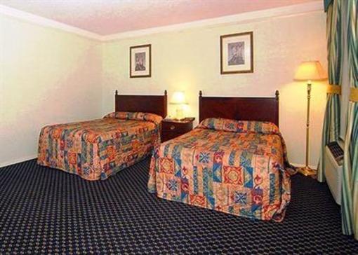 фото отеля Rodeway Inn and Suites Little Rock