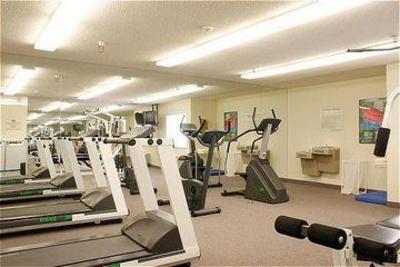 фото отеля Candlewood Suites Orange County Airport