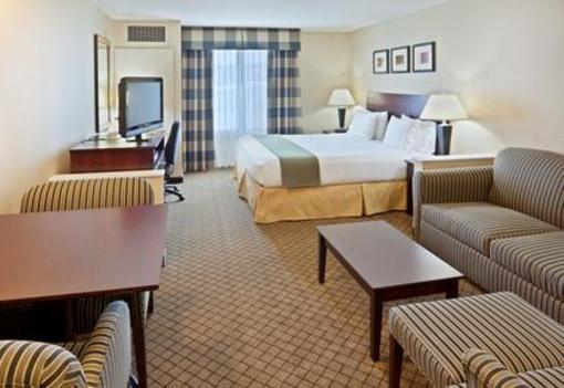 фото отеля Holiday Inn Express Hotel & Suites Sumner