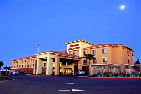 фото отеля Hampton Inn & Suites Palmdale