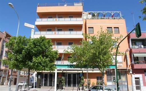 фото отеля Hotel Torrezaf