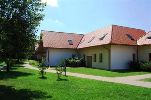 фото отеля Apartmaji Lipov Gaj