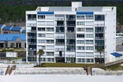 фото отеля Meyer Real Estate Vacation Rentals Breakers Orange Beach