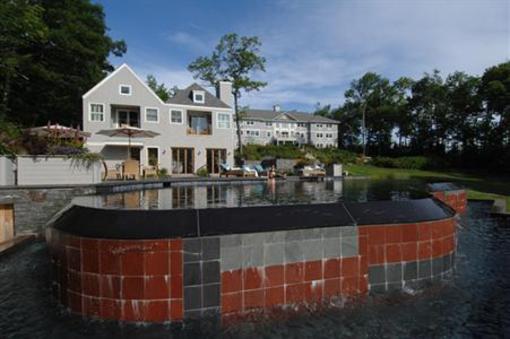 фото отеля The Inn At Oceans Edge Lincolnville