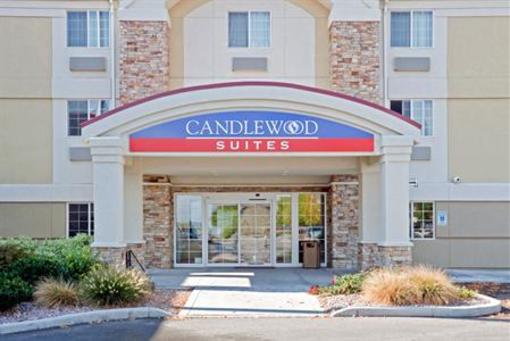 фото отеля Candlewood Suites Meridian