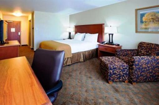 фото отеля Holiday Inn Express & Suites Mason City