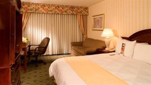 фото отеля Radisson Hotel & Conference Center Fresno