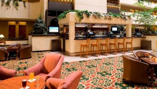 фото отеля Radisson Hotel & Conference Center Fresno