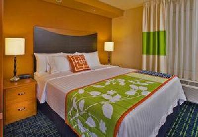 фото отеля Fairfield Inn & Suites Redding