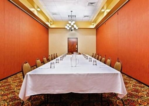 фото отеля Holiday Inn Blytheville