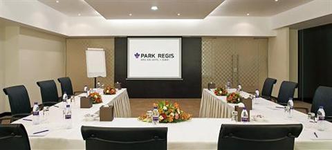 фото отеля Park Regis Kris Kin Hotel