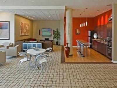 фото отеля Marriott ExecuStay Apartments AMLI 900 Chicago