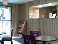 Super 8 Whitewater