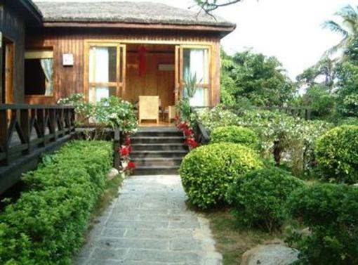 фото отеля Wuzhizhou Island Resort
