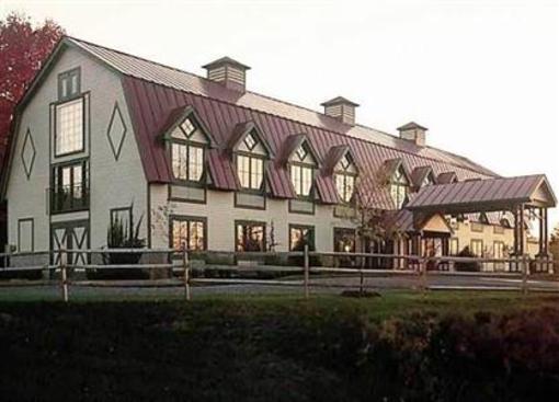 фото отеля Longfellows Hotel, Restaurant, and Conference Center