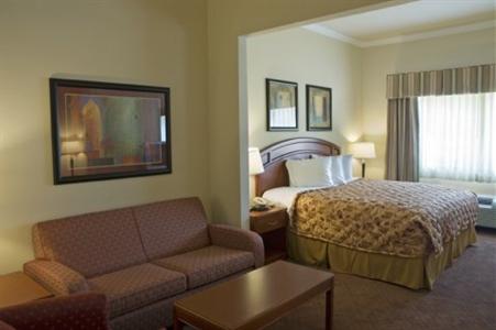 фото отеля BEST WESTERN Cleveland Inn & Suites