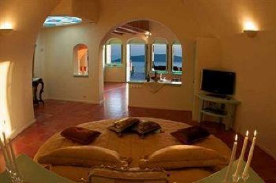 фото отеля Santorini Luxury Villas Firostefani