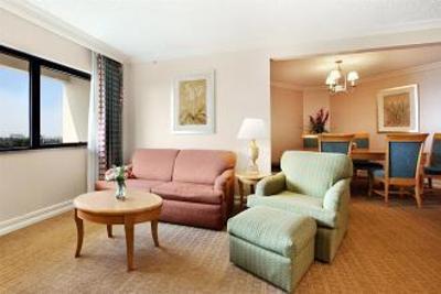 фото отеля Hilton Suites Anaheim / Orange