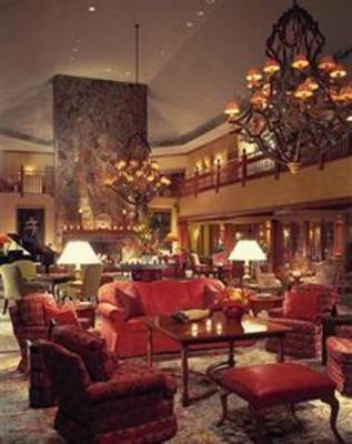 фото отеля Four Seasons Resort Lodge at Koele Lanai City