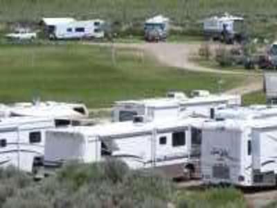 фото отеля Riverside Resort & RV Campground