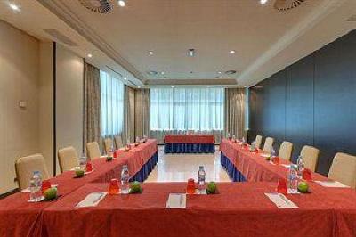 фото отеля Tryp Oviedo