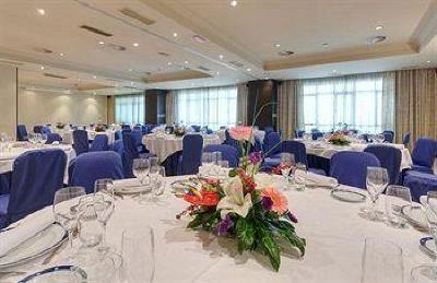 фото отеля Tryp Oviedo
