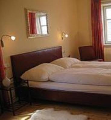 фото отеля Cobaneshof Guest Rooms Langenlois