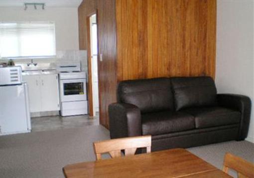 фото отеля Hutt City Motel