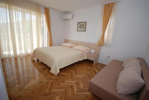 фото отеля Apartments Amor