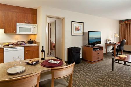 фото отеля Hampton Inn and Suites Seattle North Lynnwood