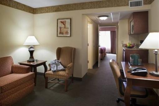 фото отеля Country Inn & Suites Clinton (Tennessee)
