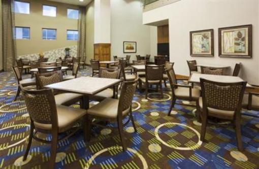 фото отеля Holiday Inn Express Hotel & Suites Mankato East