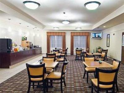 фото отеля La Quinta Inn & Suites Clearlake Webster