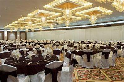фото отеля Holiday Inn Kuwait