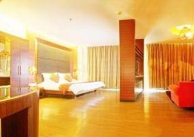 фото отеля Holiday Square Hotel