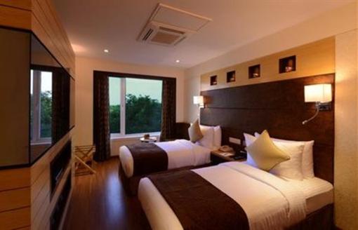 фото отеля Hotel Tulip Inn Ahmedabad