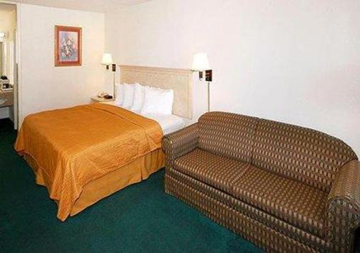 фото отеля Motel 6 Staunton