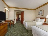Embassy Suites Hotel Tampa-USF/Near Busch Gardens