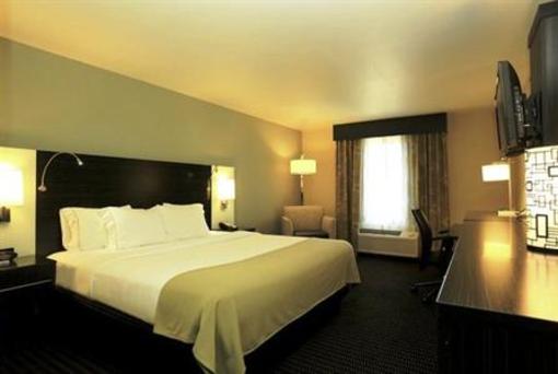 фото отеля Holiday Inn Express Hotel & Suites Marion Northeast