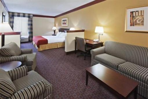 фото отеля Holiday Inn Express Tahlequah