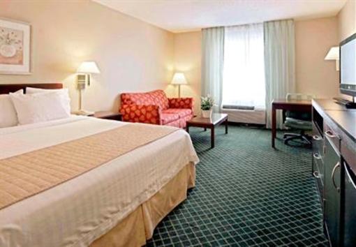 фото отеля Fairfield Inn & Suites Durham Airport Morrisville