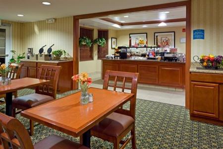 фото отеля Staybridge Suites Philadelphia - Mt Laurel