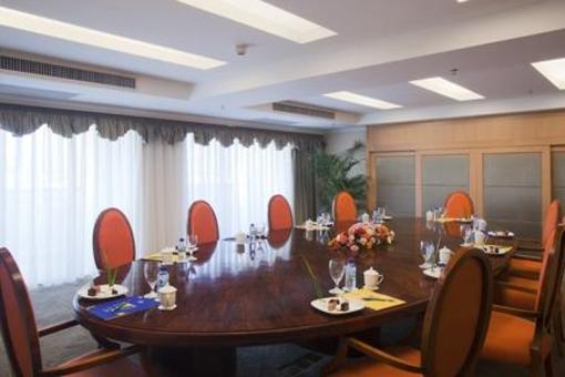 фото отеля Holiday Inn Resort Sanya Bay